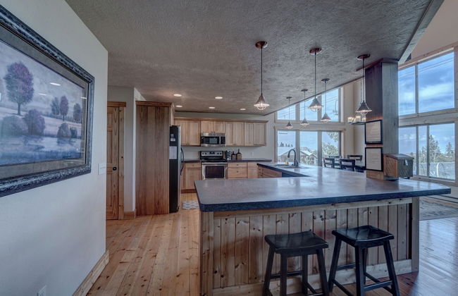 Avalanche Chalet at Terry Peak - Photo 12