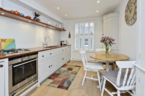 Foto 2 - Fantastic 2bed Flat With Private Roof Terrace