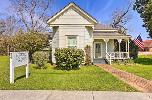 Photo 23 - Pet-friendly Vacation Rental w/ Deck & Yard