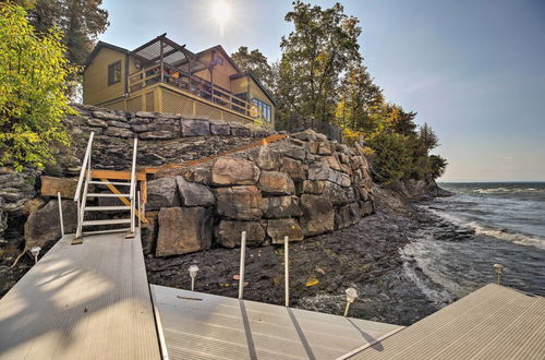 Photo 20 - Lake Champlain Cottage w/ Kayak & Private Dock