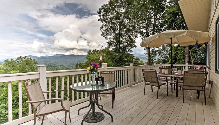 Foto 1 - Secluded Mountain Home w/ Stunning Views & Deck