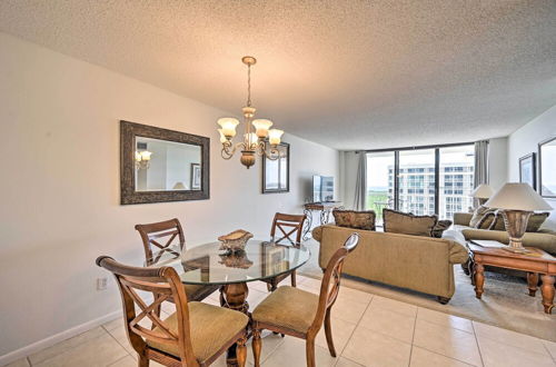 Foto 20 - Beachfront Marco Island Condo w/ Pool Access