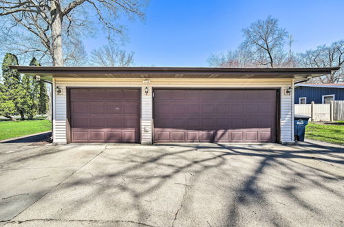 Photo 30 - Spacious Getaway w/ Heated Private Pool