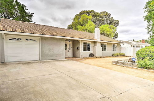 Foto 6 - Bright Concord Home w/ Amenity-packed Patio