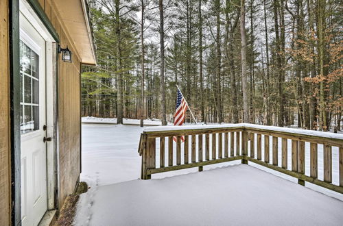 Photo 4 - Pet-friendly Brantingham Cabin by ATV Trails