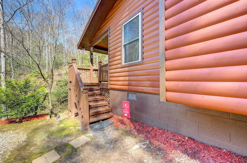 Photo 9 - Scenic Marble Cabin w/ Fire Pit