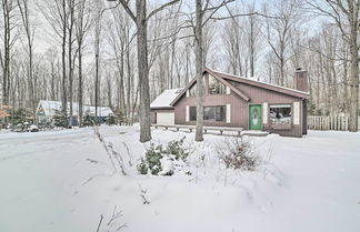 Photo 1 - Harbor Springs Rental Home: Swim & Boat Nearby