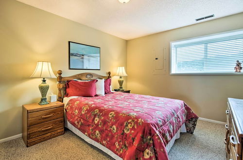 Photo 17 - Lincoln City Condo: Pool Access, Walk to Beach