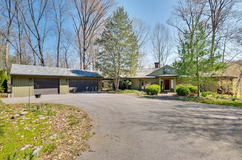 Photo 16 - Spacious Prospect Cottage w/ Deck & Scenic Views