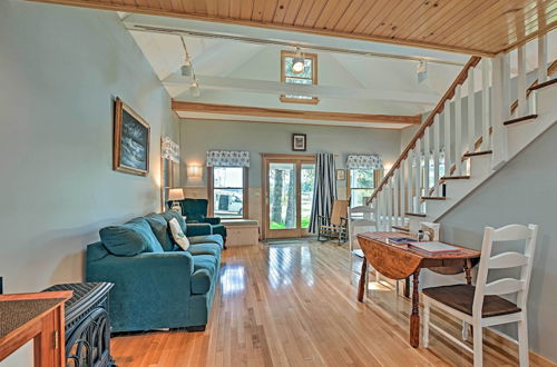 Photo 12 - Charming Stonington Studio w/ Ocean Views