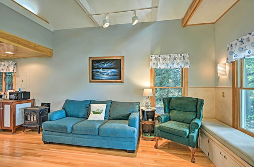 Photo 5 - Charming Stonington Studio w/ Ocean Views