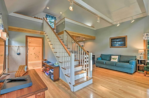 Photo 15 - Charming Stonington Studio w/ Ocean Views