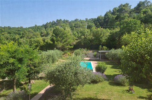 Foto 11 - Beautiful 2-bed Apartment With Pool Access
