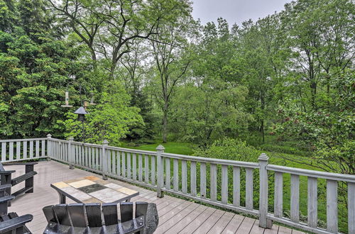 Photo 31 - Timeless Winesburg House With Private Balcony