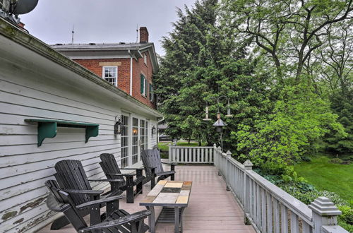 Photo 34 - Timeless Winesburg House With Private Balcony