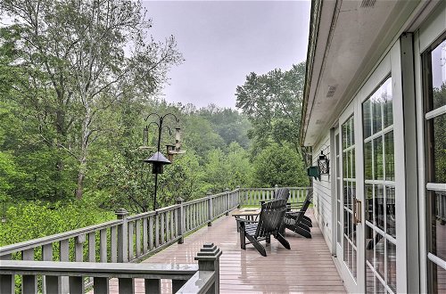 Photo 33 - Timeless Winesburg House With Private Balcony