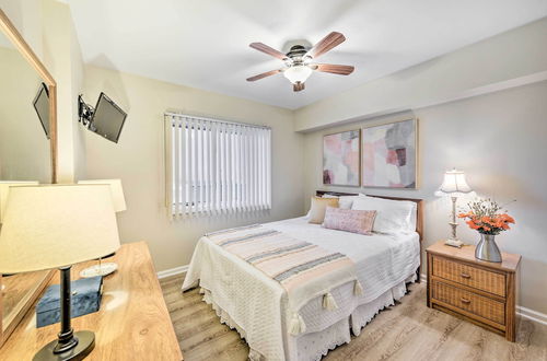 Photo 17 - Brigantine Condo w/ Beach Access & Pool Views