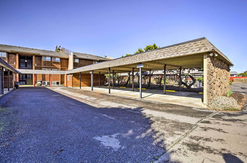 Photo 8 - Lincoln City Beach Condo: Clubhouse & Pool Access