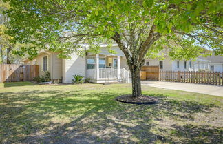 Foto 1 - Lovely Morehead City Home w/ Fire Pit & Gas Grill