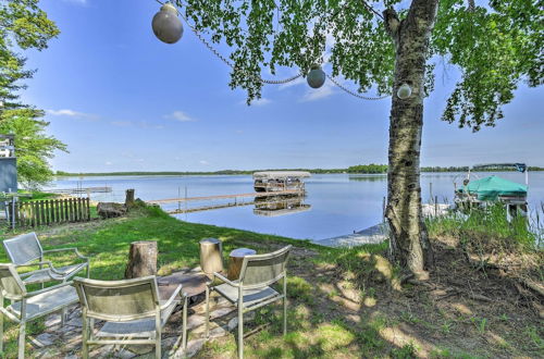 Foto 2 - White Lake Home W/patio, Fire Pit, Boat Dock