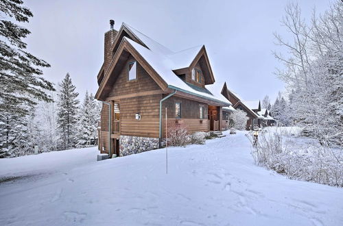 Photo 4 - Comfy Lutsen Mountain Villa w/ Balcony & Grill