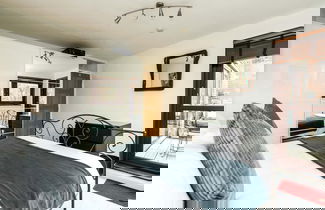 Foto 2 - Luxury Islington Apartment with Balcony