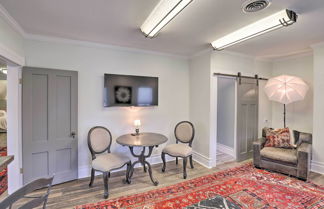 Photo 3 - Charming & Walkable Fairport Village Apartment