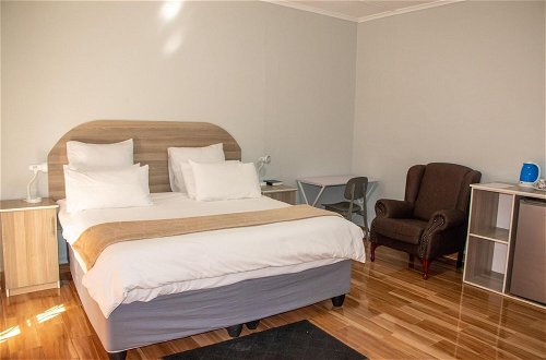 Photo 2 - Neat one Bedroom in Morningside Guesthouse - 2091