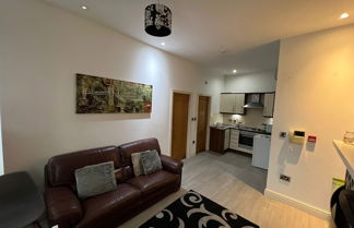 Foto 1 - Immaculate 1-bed Apartment in Birmingham