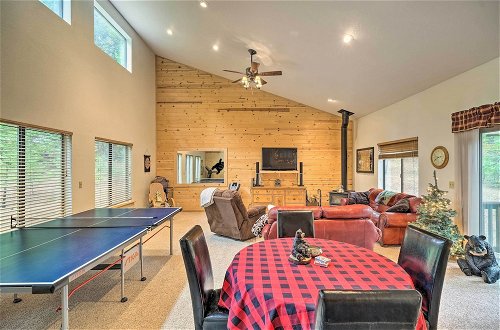 Photo 18 - Cozy Camp Connell Abode w/ Large Game Room