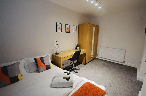 Foto 7 - Stunning 3-bed Ground Floor Apartment in Coventry