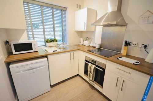 Photo 16 - Stunning 3-bed Ground Floor Apartment in Coventry