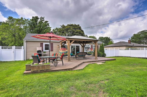 Photo 10 - Parma Heights Home w/ Private Yard & Pergola