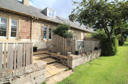 Photo 23 - 3 Bedrooms 2 Bath Cottage Balcony Garden Dogs Free