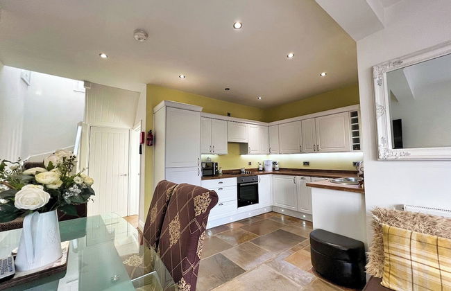 3 Bedrooms - 2 Bath Rooms - Dog Friendly - Parking - Foto 10