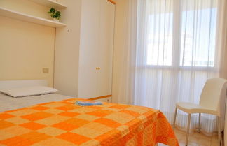 Photo 3 - Peaceful Seaside Flat With Swimming Pool in Bibione