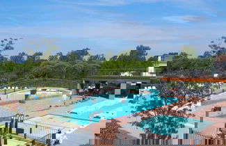 Foto 1 - Gracious Flat With Swimming Pool and Solarium