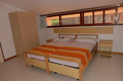 Photo 5 - Beautiful Flat 250m From the Beach for 8 Guests