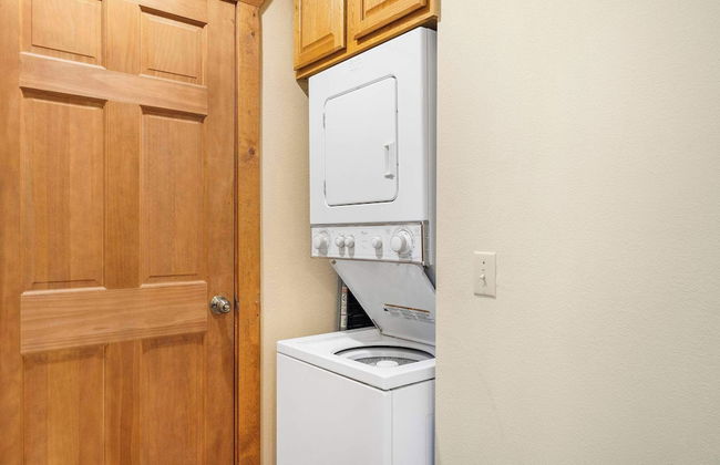 Milby Hideaway - On-site Amenities - Photo 19