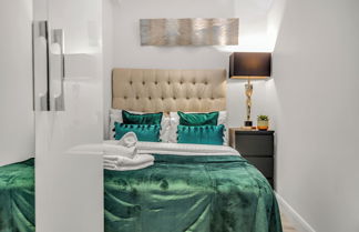 Photo 2 - One Bed Serviced Apartment in Chelsea