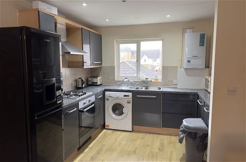 Photo 22 - Lovely 2 Bedroom Family Holiday Home in London