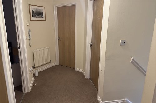 Photo 39 - Lovely 2 Bedroom Family Holiday Home in London