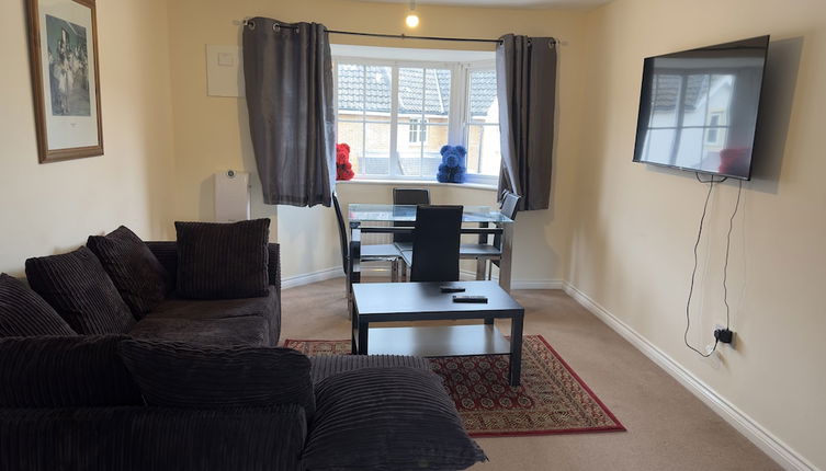 Photo 1 - Lovely 2 Bedroom Family Holiday Home in London