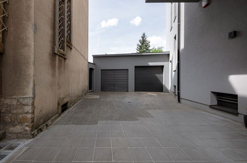 Photo 29 - Baroque Style Townhome Garden Patio Prkg