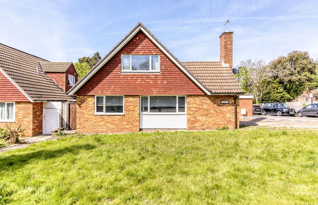 Contemporary 4 Bedroom Detached House With Parking and City Links - Foto 31