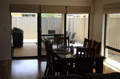 Photo 18 - Southern River Family Accommodation