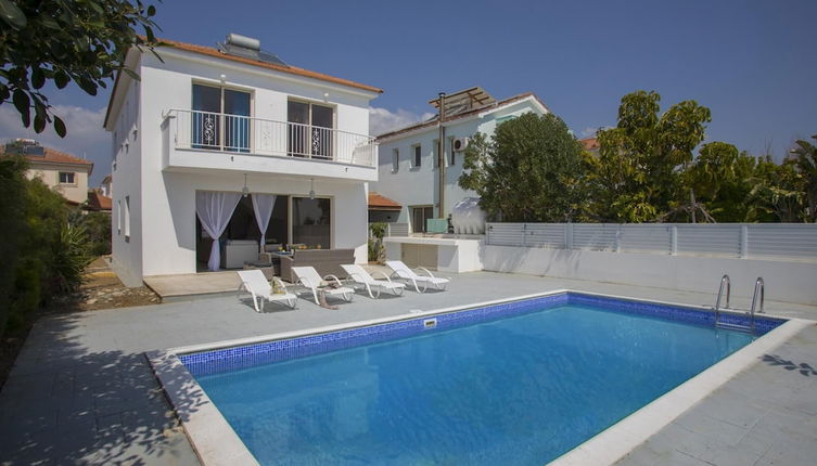 Photo 1 - Villa Iris Mazotos in Larnaca