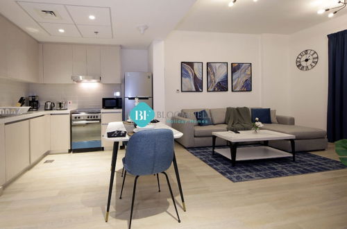 Photo 4 - Lavish 1BR Apartment-Yas Island