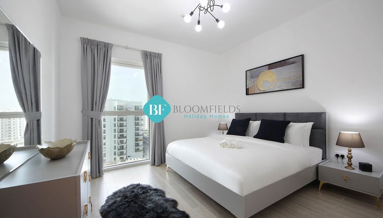 Photo 1 - Lavish 1BR Apartment-Yas Island