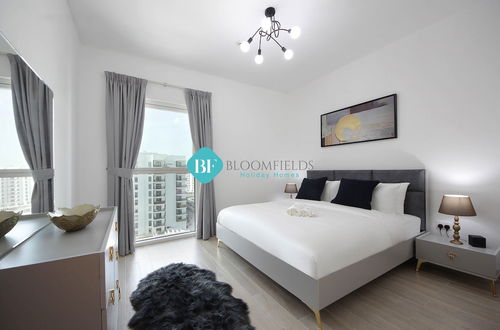 Photo 1 - Lavish 1BR Apartment-Yas Island